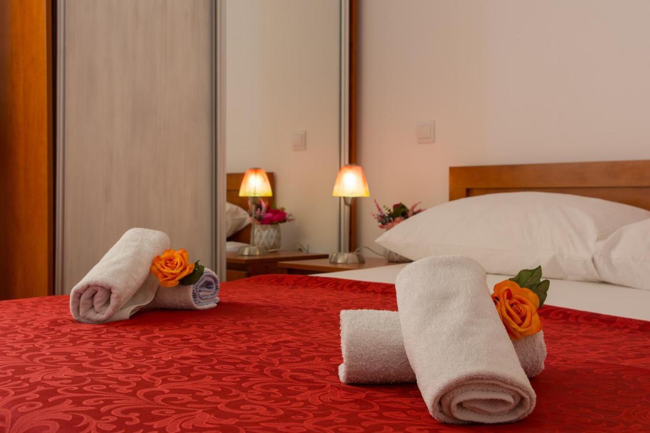 Apartments Island Beat Supetar Room photo