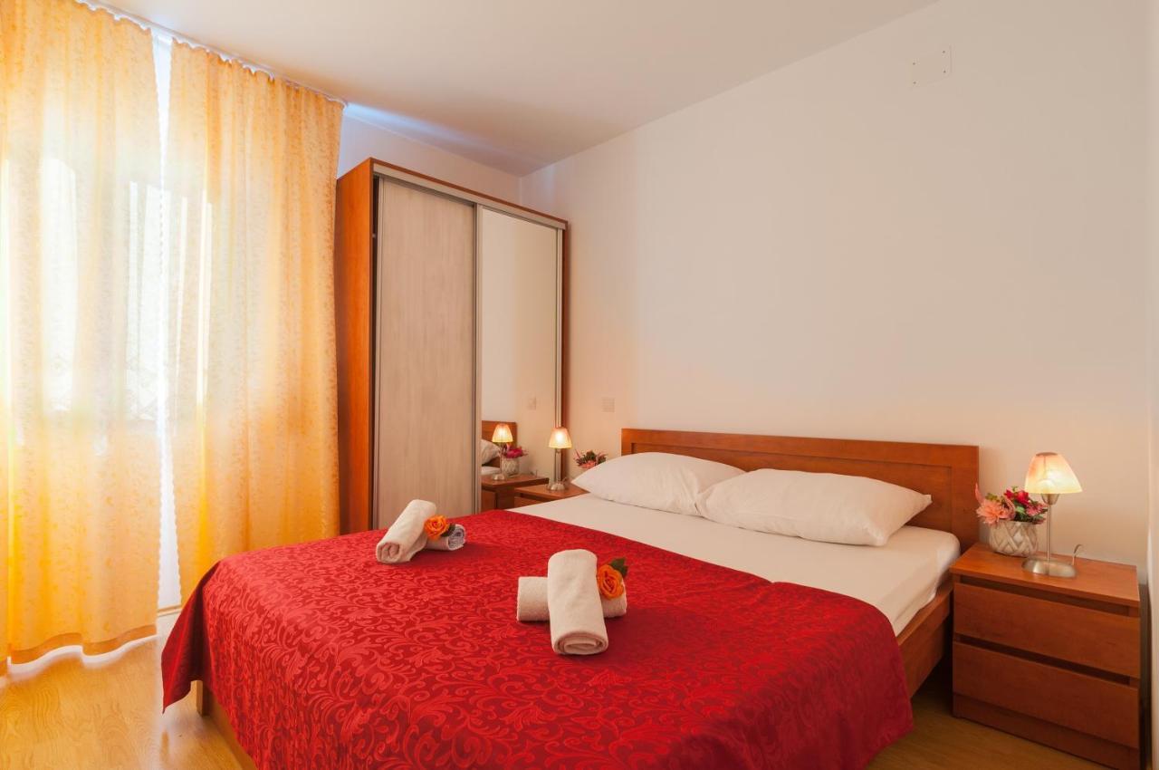 Apartments Island Beat Supetar Room photo